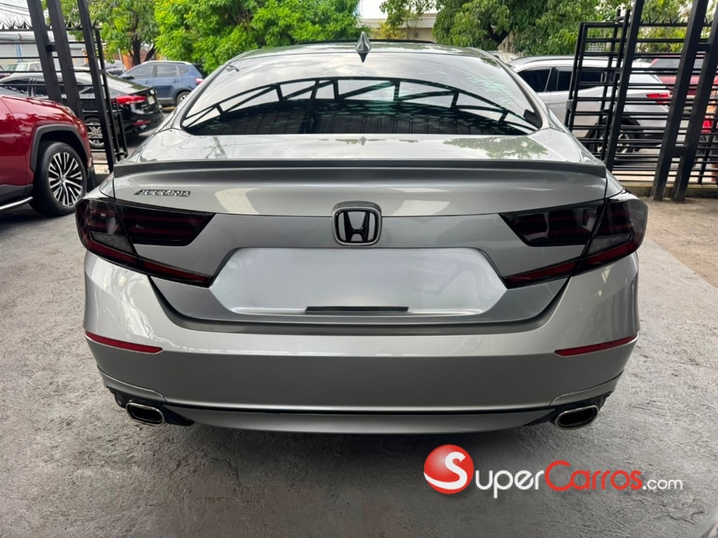 2019 Honda Accord EX — foto 9 / 11