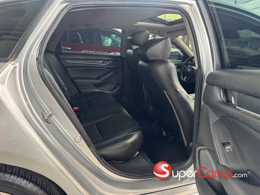 2019 Honda Accord EX — foto 10 / 11