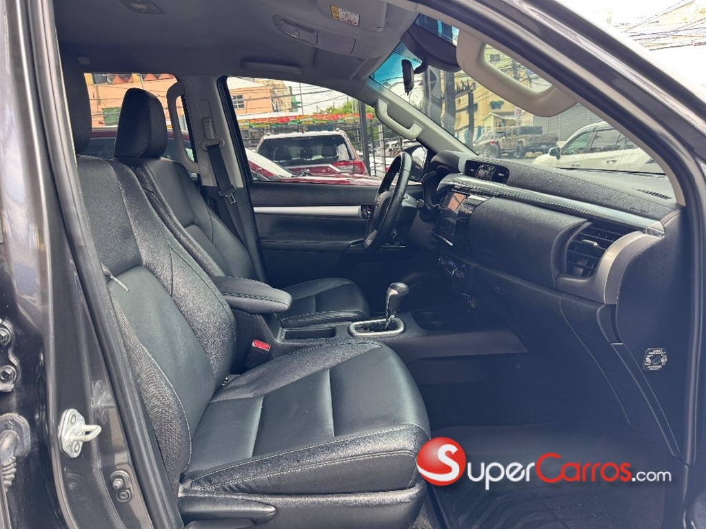 2023 Toyota Hilux Limited TSS — foto 2 / 11