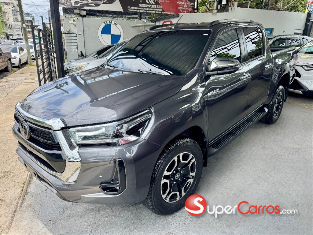 2023 Toyota Hilux Limited TSS — foto 8 / 11