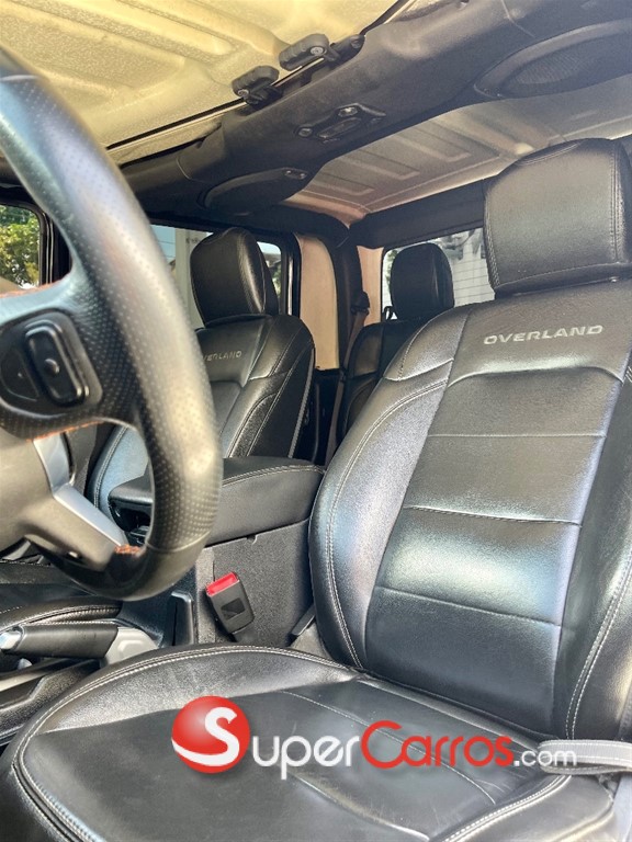 2020 Jeep Gladiator Overland — foto 10 / 12