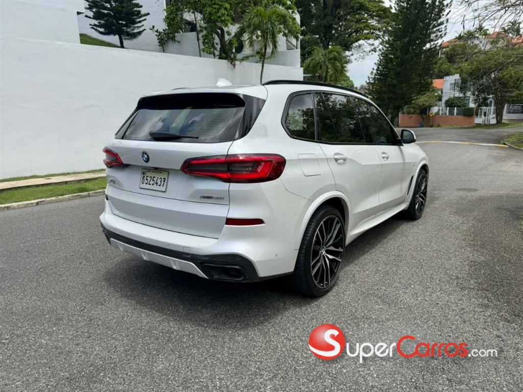 2020 BMW X 5 M Performance X-DRIVE 50i — foto 3 / 10