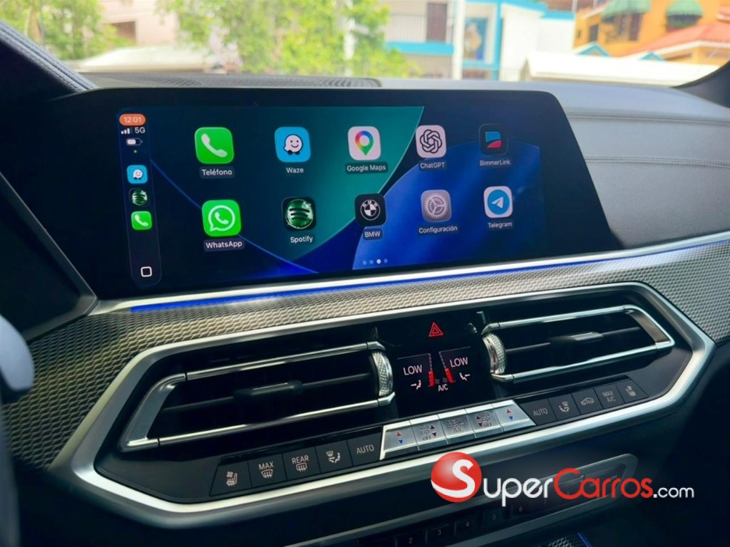 2020 BMW X 5 M Performance X-DRIVE 50i — foto 10 / 10