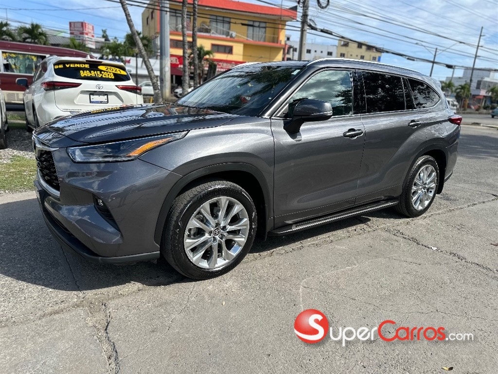 2021 Toyota Highlander XLE — foto 3 / 12
