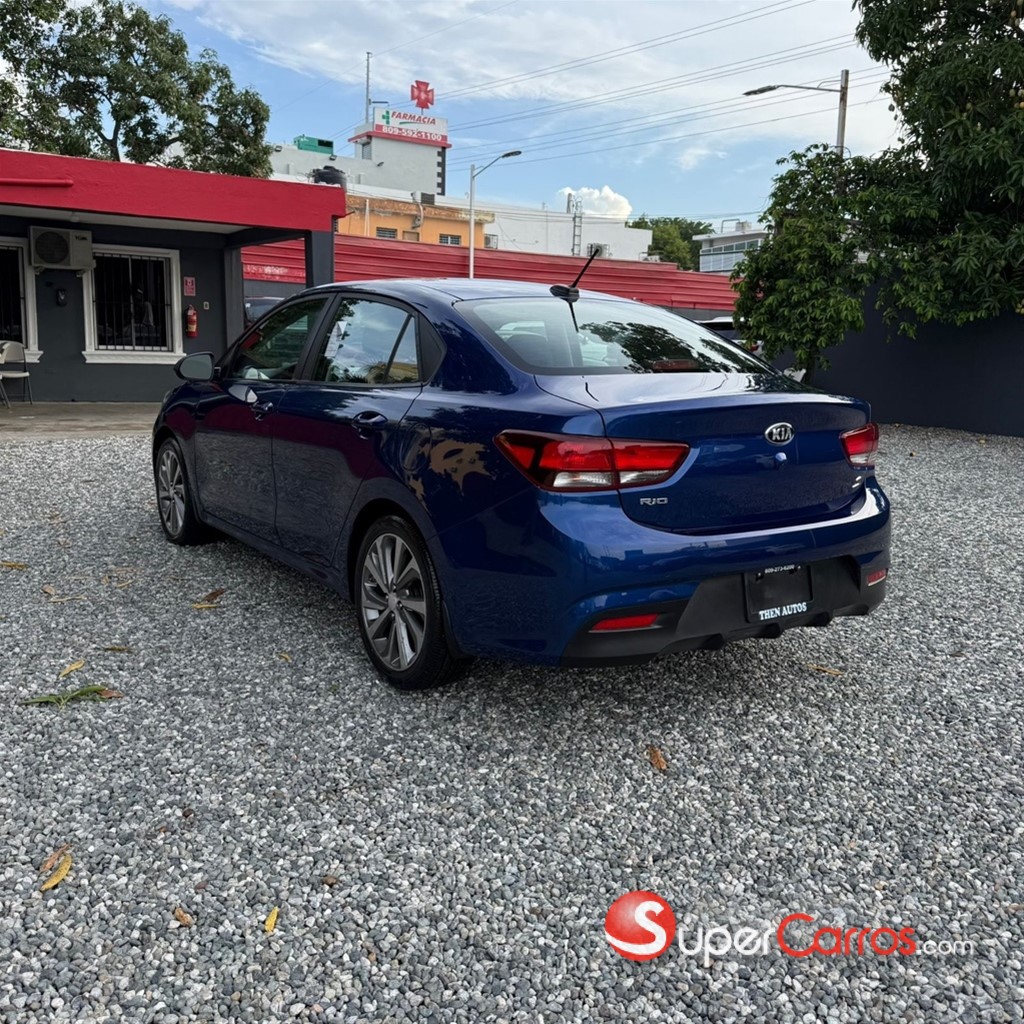 2020 Kia Rio S — foto 4 / 12