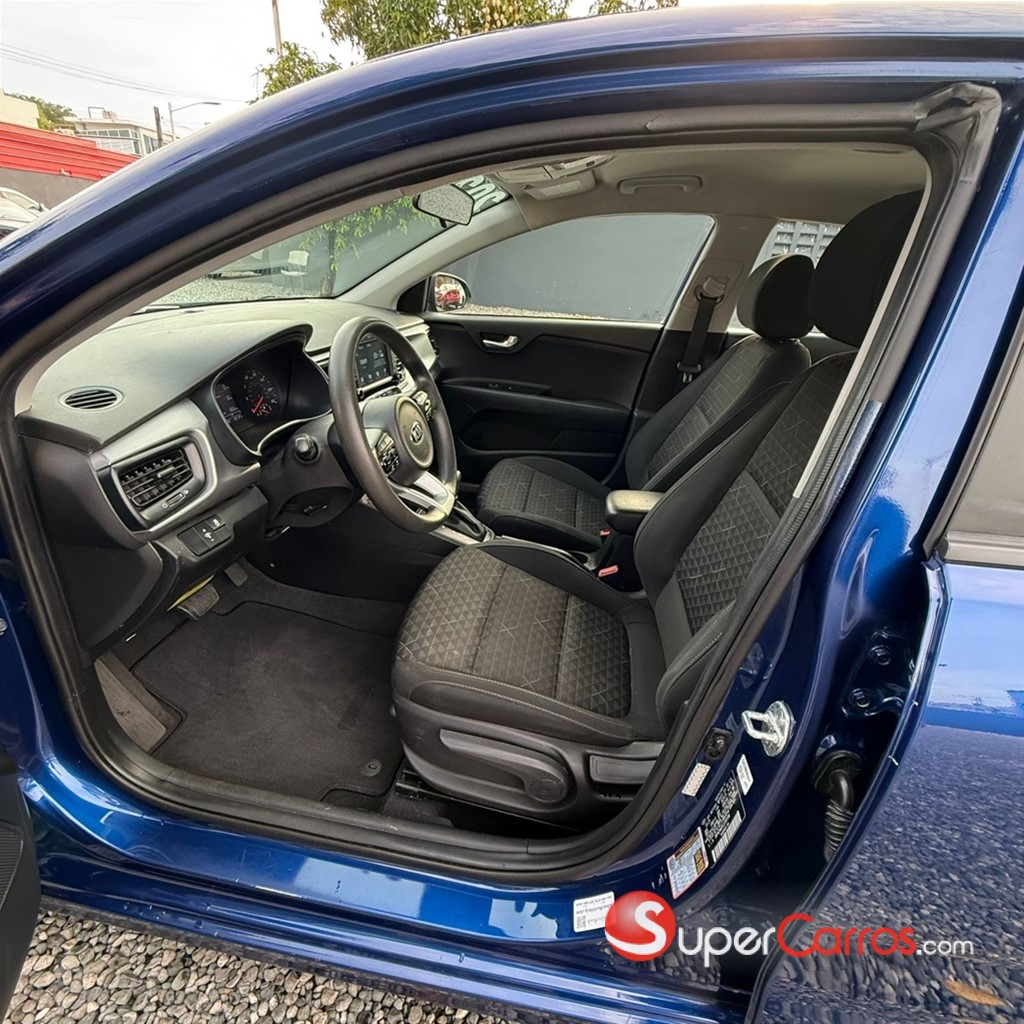 2020 Kia Rio S — foto 7 / 12
