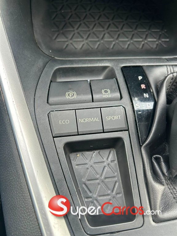 2019 Toyota RAV4 XLE — foto 12 / 12