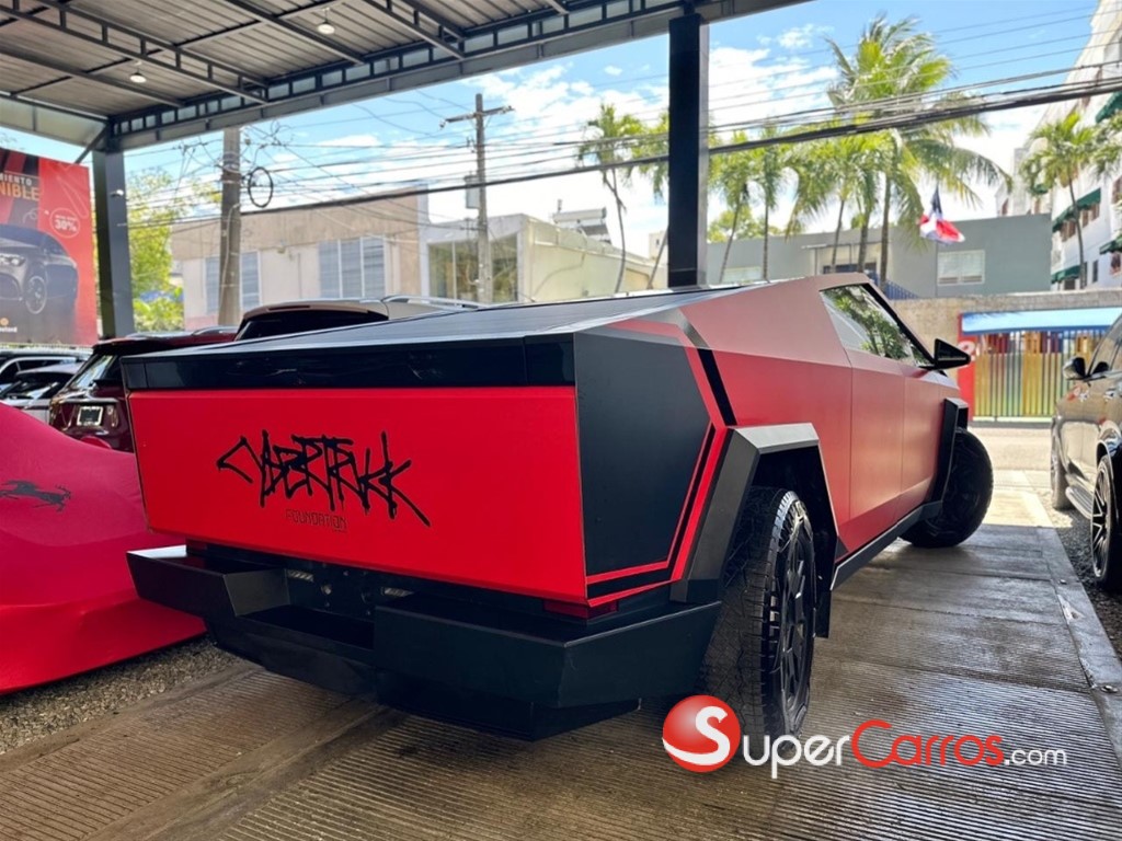 2024 Tesla CyberTruck — foto 12 / 12