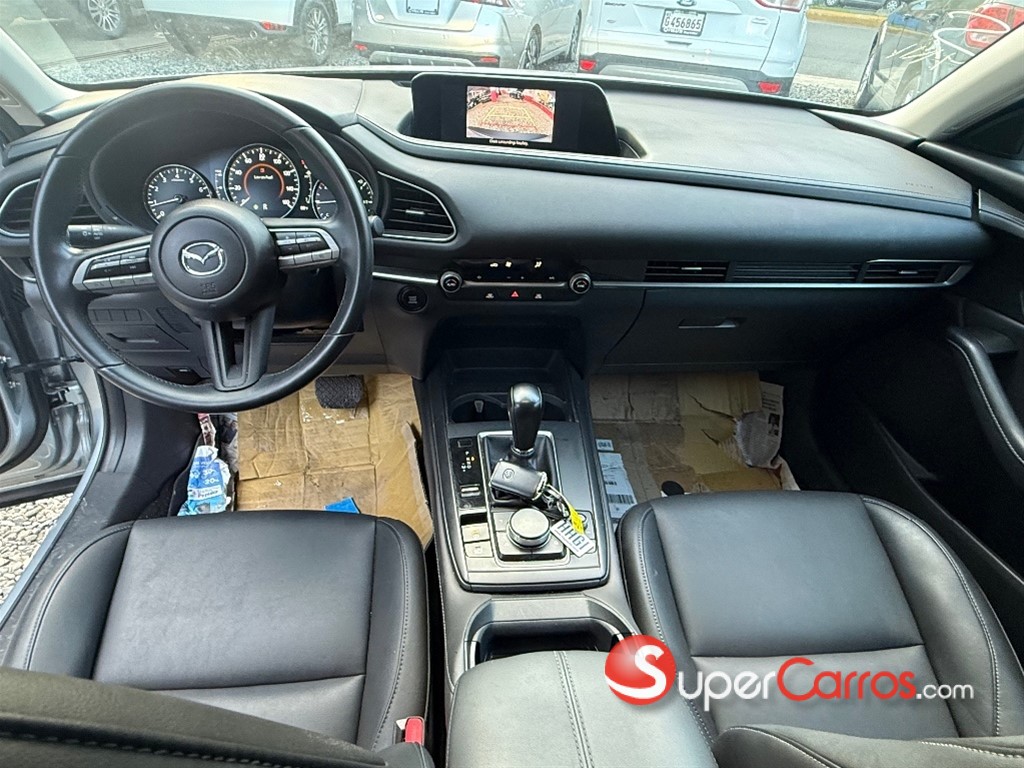 2021 Mazda CX-30 — foto 8 / 12