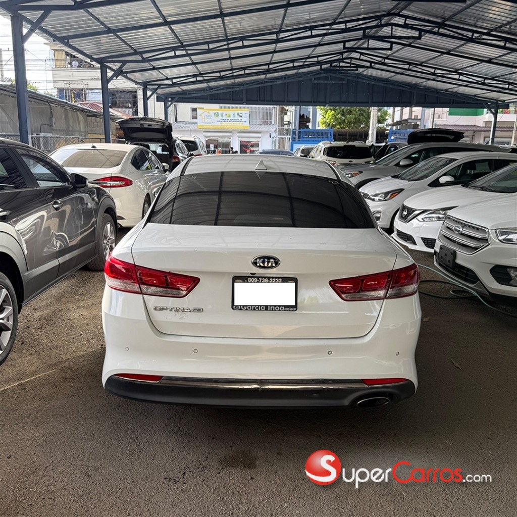 2018 Kia Optima LX — foto 5 / 9