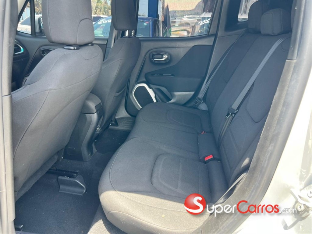 2018 Jeep Renegade Latitude — foto 5 / 11