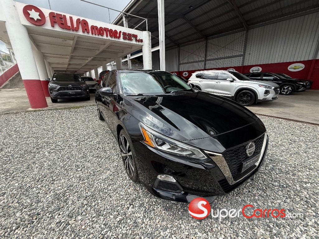 2020 Nissan Altima SR — foto 5 / 12