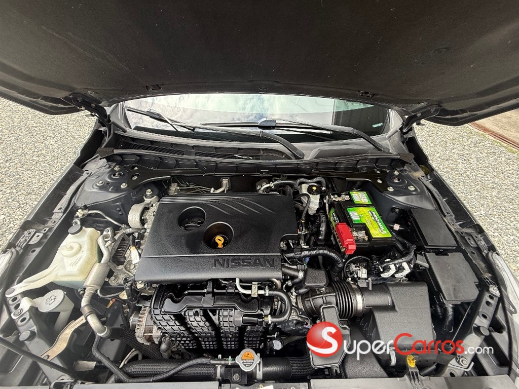 2020 Nissan Altima SR — foto 12 / 12