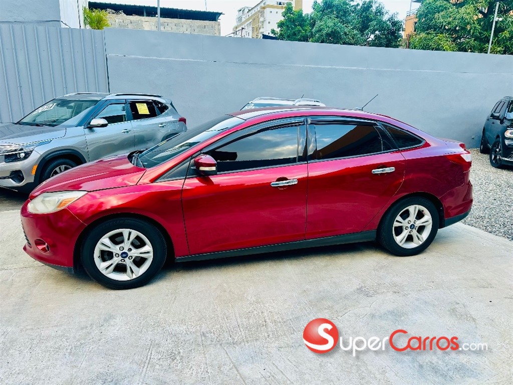 2014 Ford Focus SE — foto 2 / 8