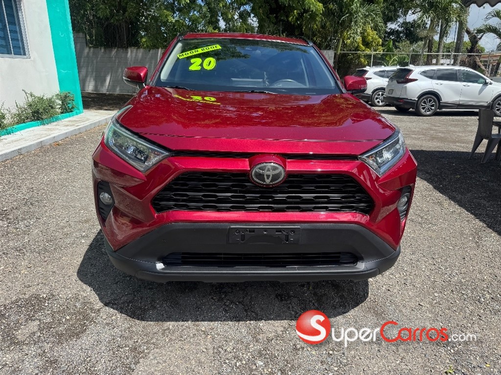 2020 Toyota RAV4 XLE
