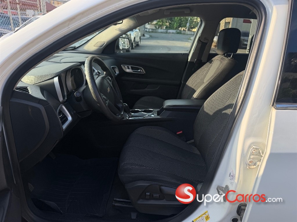 2016 Chevrolet Equinox LS — foto 6 / 11