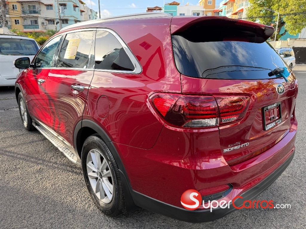 2020 Kia Sorento LX — foto 6 / 11