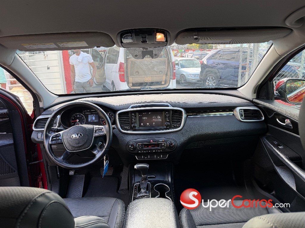 2020 Kia Sorento LX — foto 11 / 11