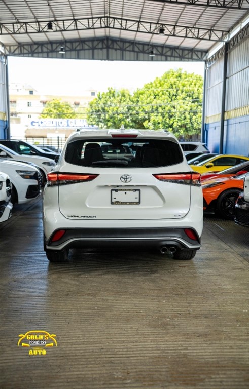 2021 Toyota Highlander XSE — foto 5 / 12