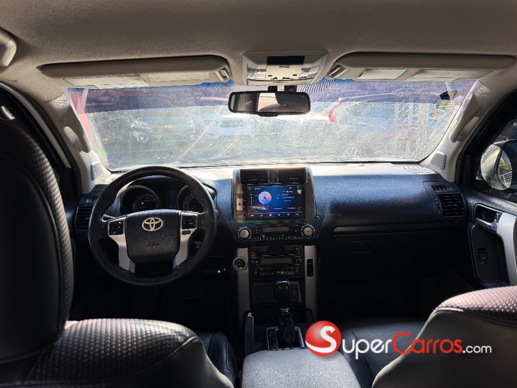 2013 Toyota Land Cruiser Prado VX — foto 11 / 12