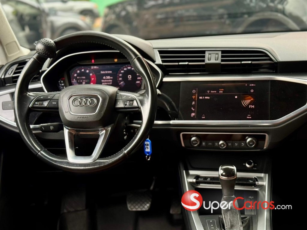2020 Audi Q3 — foto 8 / 10