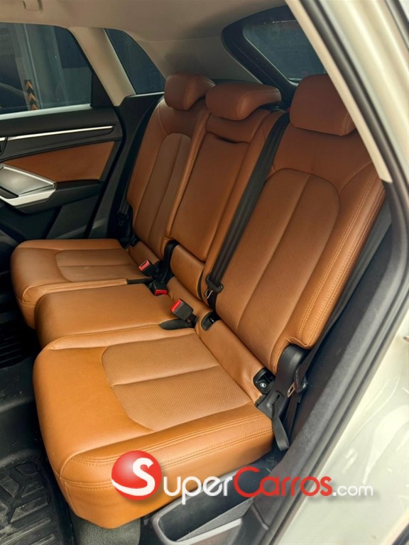 2020 Audi Q3 — foto 10 / 10