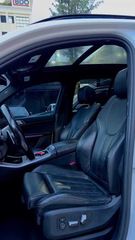 2021 BMW X 5 XDRIVE 40i M PACKAGE — foto 6 / 8