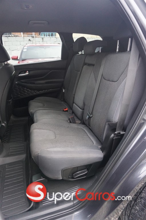 2020 Hyundai Santa Fe SEL — foto 9 / 10