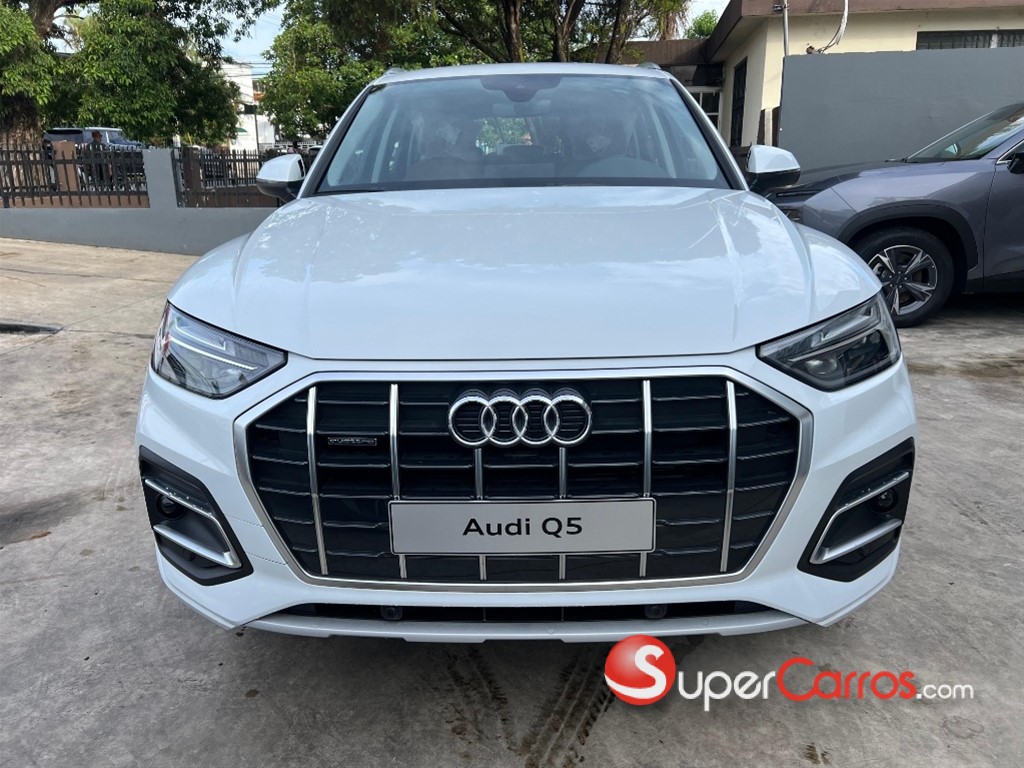 2025 Audi Q5 45 TFSI QUATTRO — foto 7 / 9
