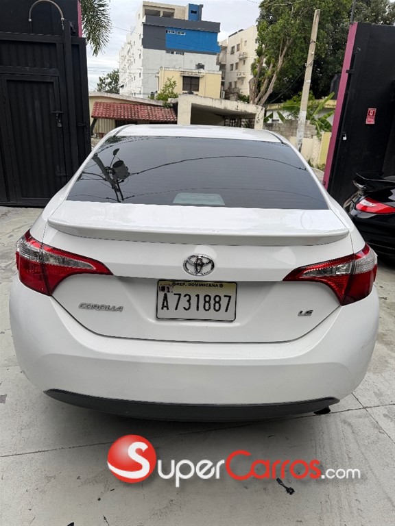 2014 Toyota Corolla LE — foto 6 / 12