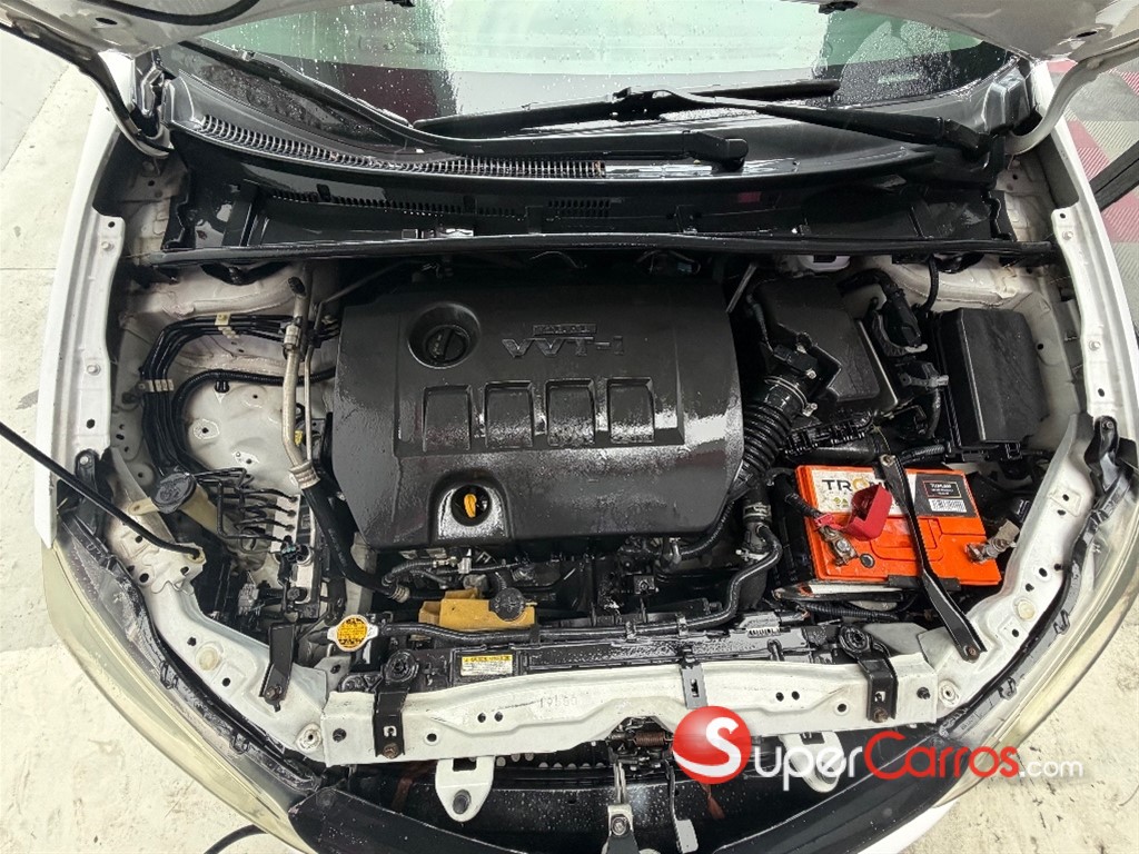 2014 Toyota Corolla LE — foto 10 / 12