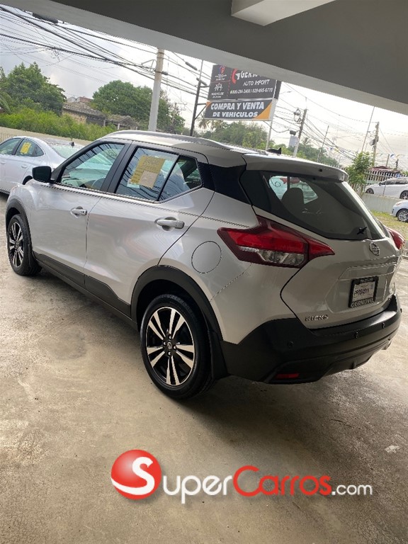 2020 Nissan Kicks SV — foto 4 / 9