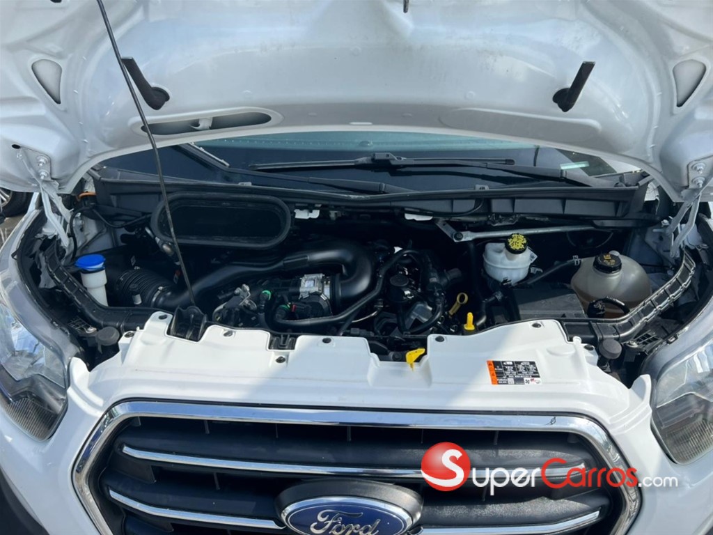 2020 Ford Transit 250 Cargo — foto 11 / 11