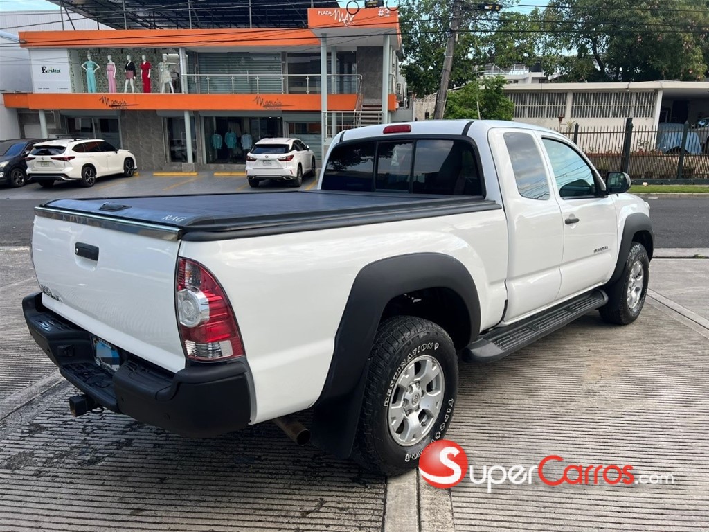 2015 Toyota Tacoma — foto 4 / 10