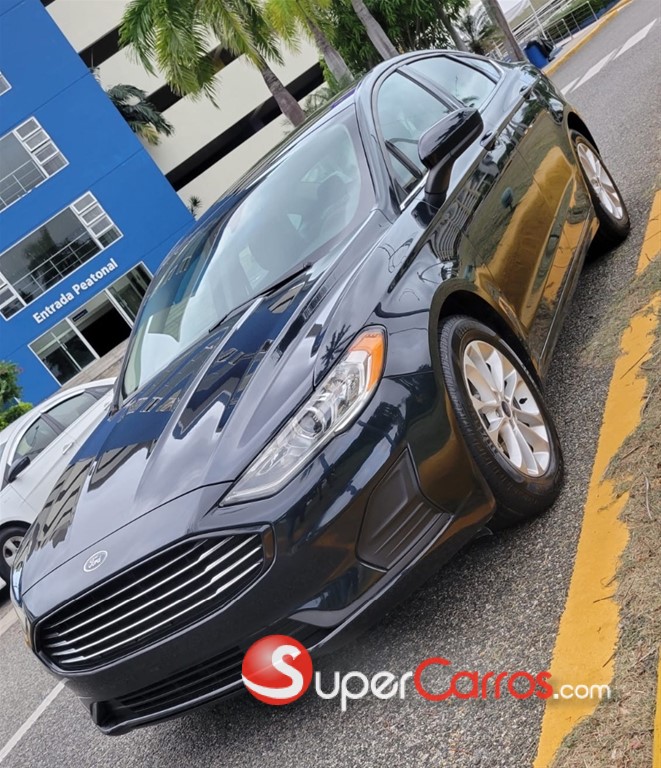 2020 Ford Fusion SE — foto 1 / 9