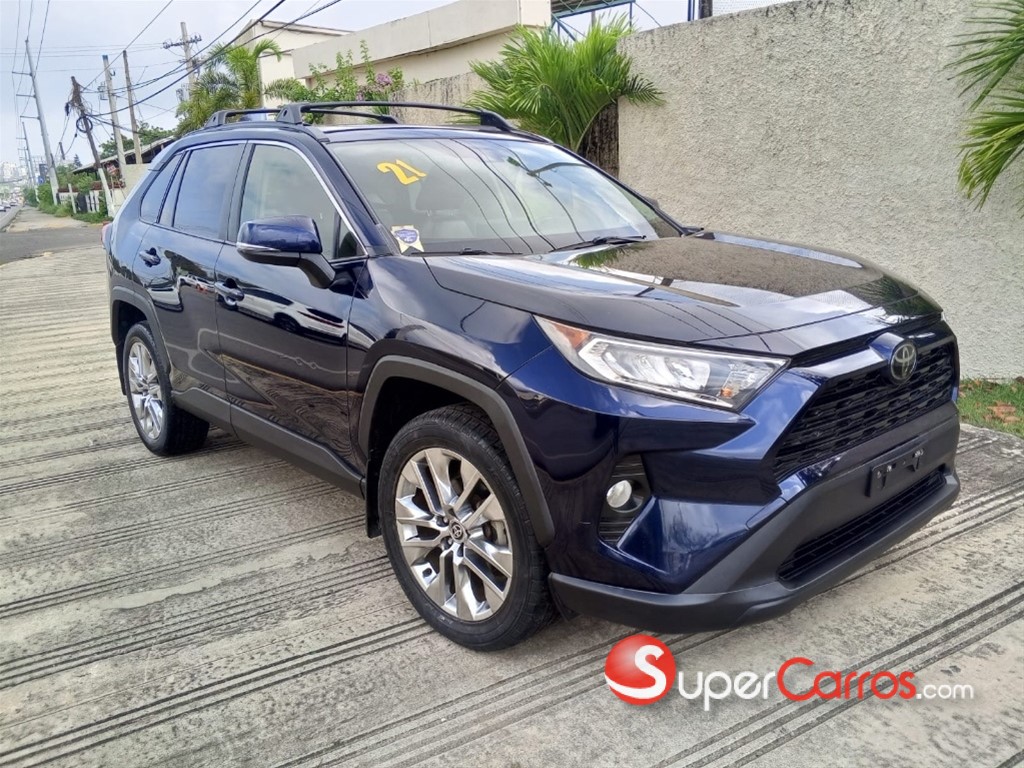 2021 Toyota RAV4 XLE Premium — foto 2 / 11