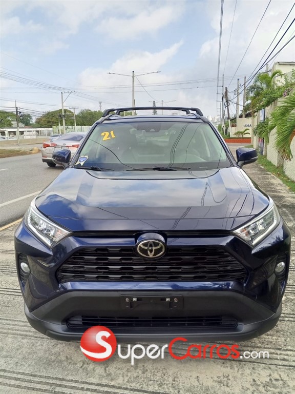 2021 Toyota RAV4 XLE Premium — foto 3 / 11