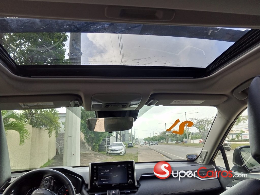 2021 Toyota RAV4 XLE Premium — foto 7 / 11