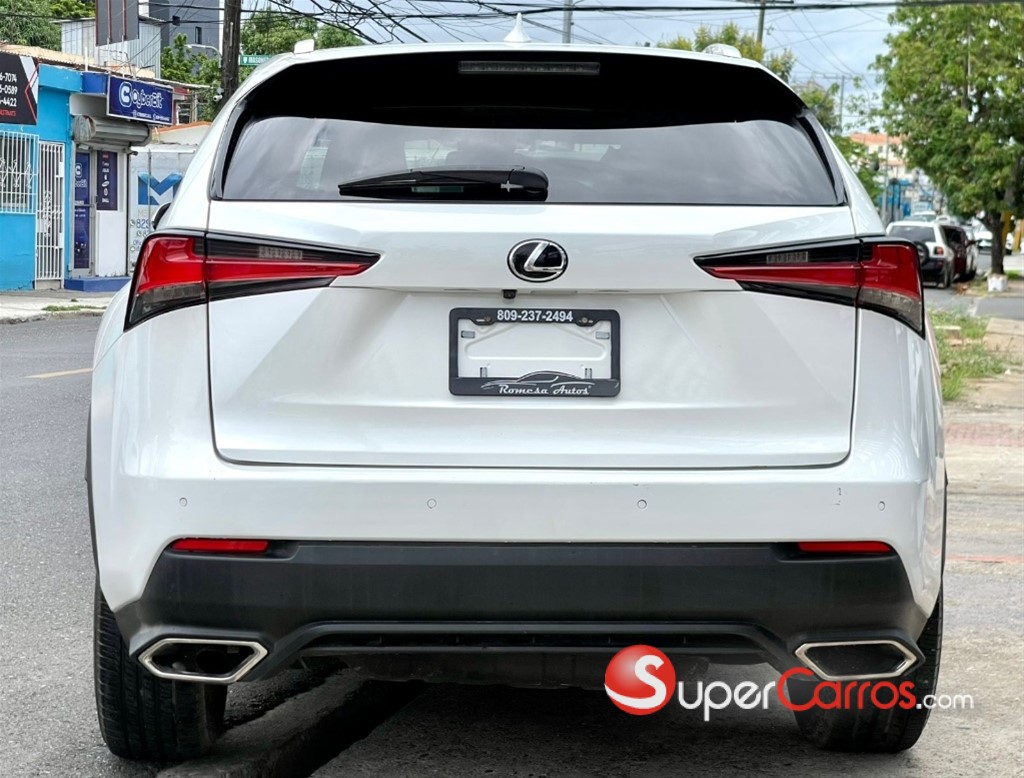 2021 Lexus NX 300 — foto 4 / 11