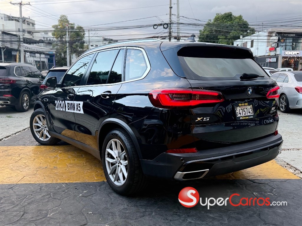 2020 BMW X 5 SDRIVE 40i — foto 4 / 9
