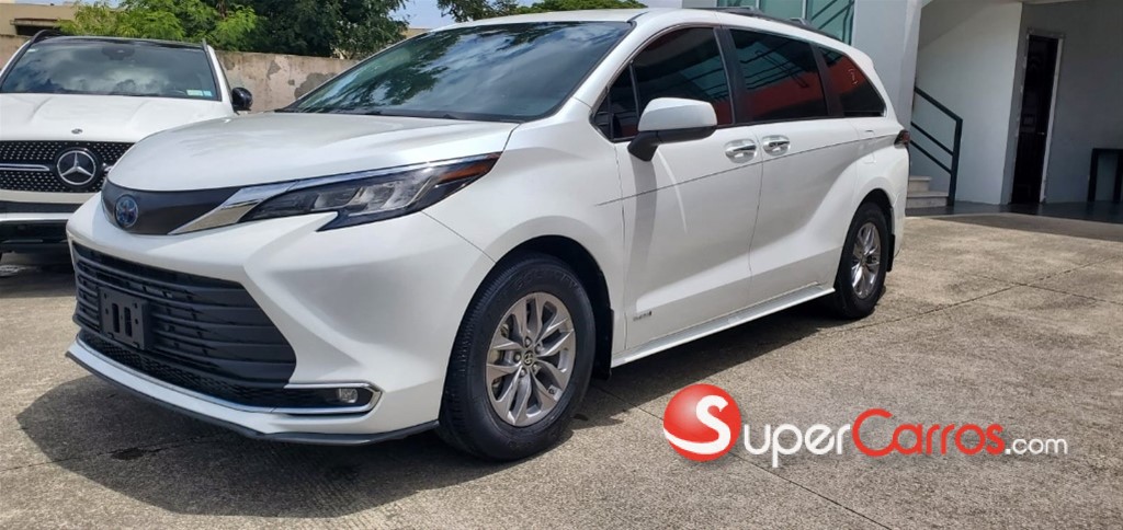 2021 Toyota Sienna XLE Premium — foto 3 / 10