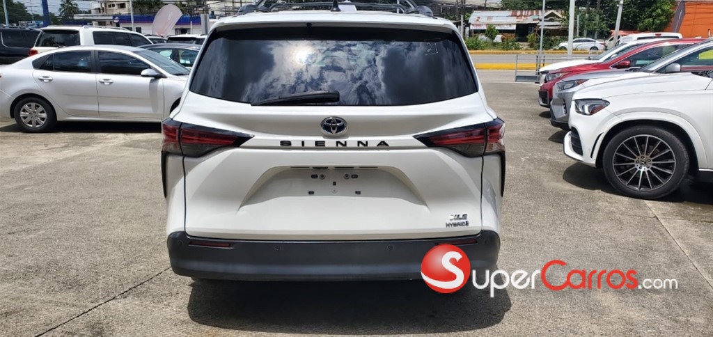 2021 Toyota Sienna XLE Premium — foto 4 / 10