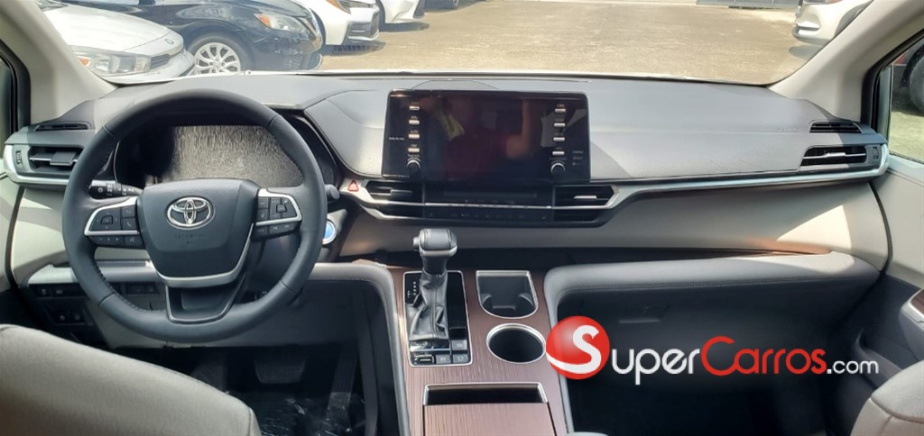 2021 Toyota Sienna XLE Premium — foto 7 / 10