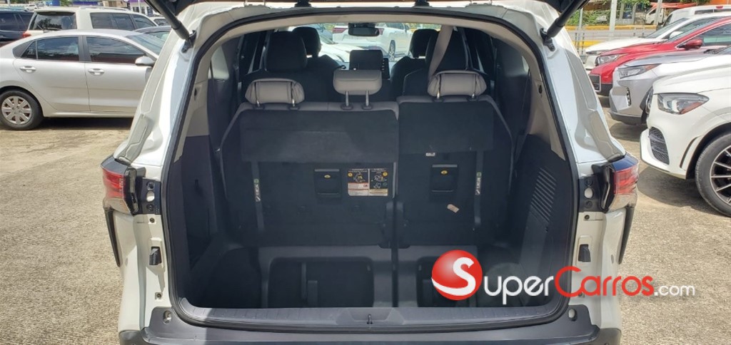2021 Toyota Sienna XLE Premium — foto 10 / 10