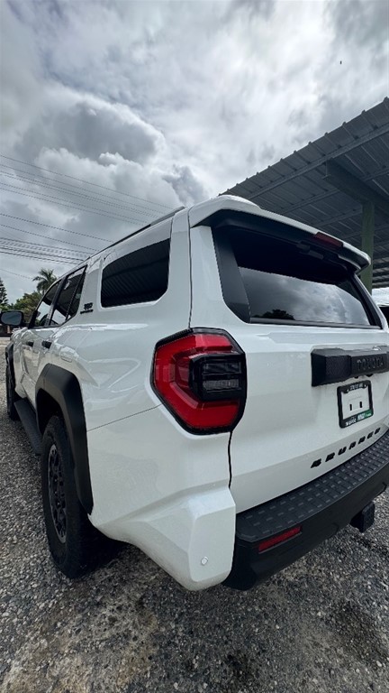 2025 Toyota 4 Runner TRD Off-Road Premium — foto 5 / 10
