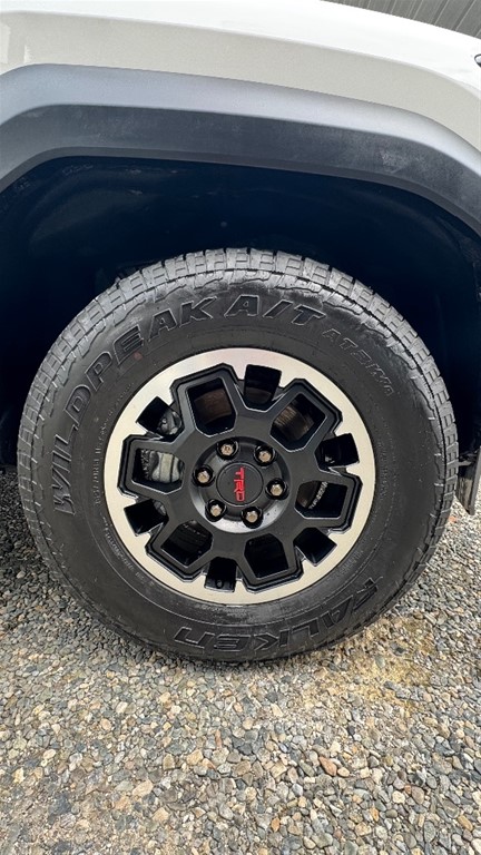 2025 Toyota 4 Runner TRD Off-Road Premium — foto 7 / 10