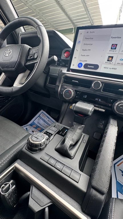 2025 Toyota 4 Runner TRD Off-Road Premium — foto 10 / 10
