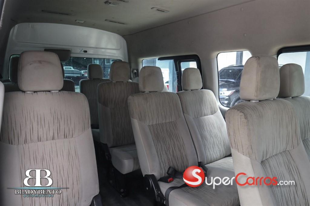 2020 Nissan Urvan NV 350 — foto 7 / 12