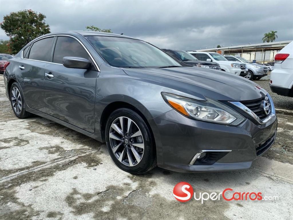 2017 Nissan Altima SV — foto 5 / 10