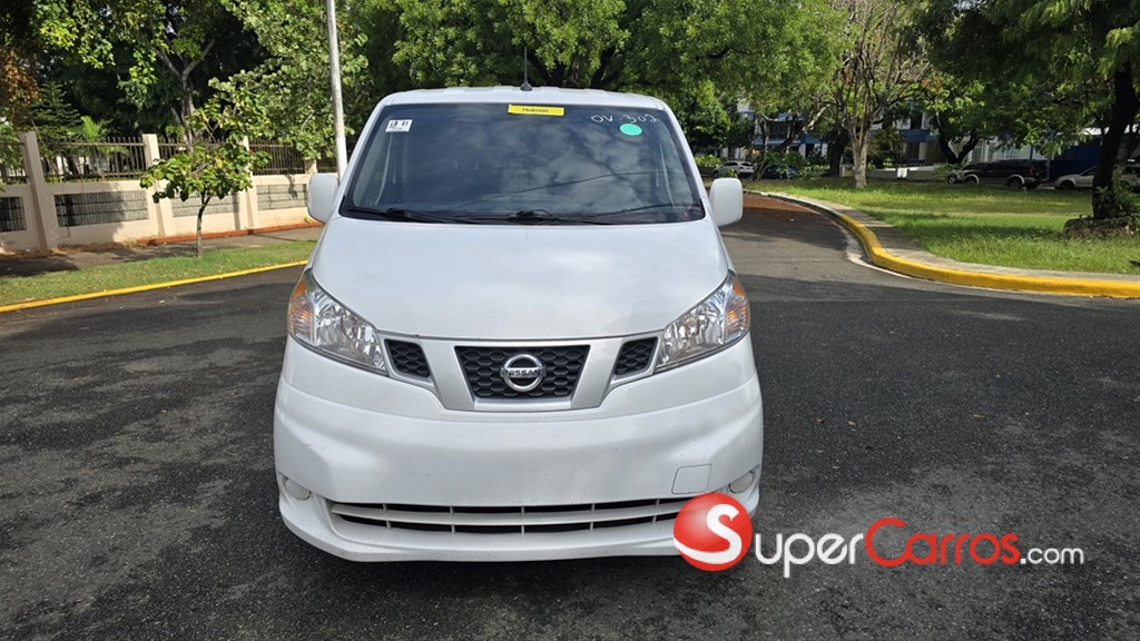 2021 Nissan NV 200 — foto 2 / 10